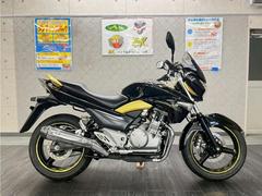 スズキ　ＧＳＲ２５０　２０１２年モデル　スクリーン装備