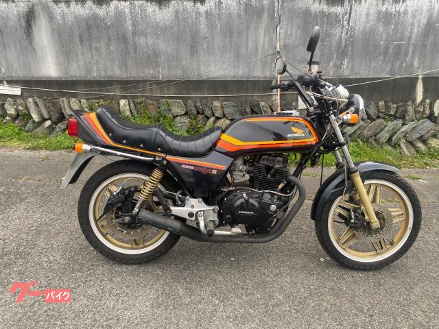 スーパーホークIII　国内物　キャブ車　社外マフラー
