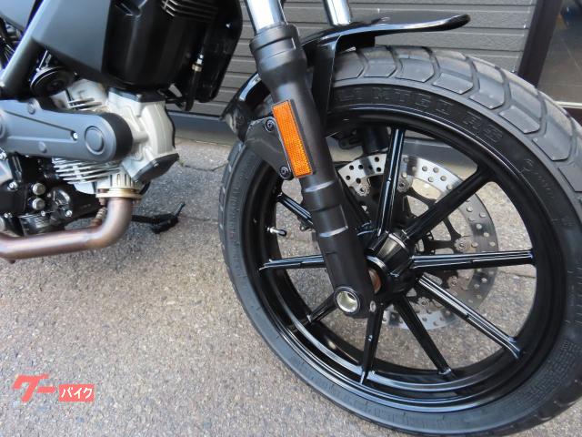 DUCATI スクランブラーSIXTY2 ETC 純正グリップ