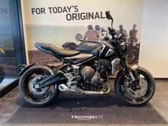 ＴＲＩＵＭＰＨ　トライデント６６０