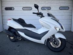 ヤマハ　マジェスティ２５０　２０１１年モデル　シート下スペース　ビッグスクーター