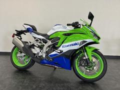 カワサキ　Ｎｉｎｊａ　ＺＸ−４ＲＲ　ニンジャ生誕４０周年記念モデル　２０２４年モデル　ＥＴＣ　クイックシフター　ライドモード