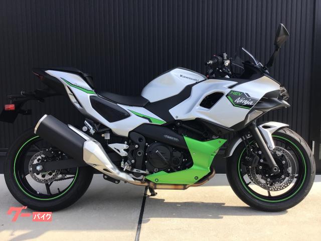 Ｎｉｎｊａ　７　Ｈｙｂｒｉｄ　シルバー／２０２４年モデル／ＥＴＣ標準装着