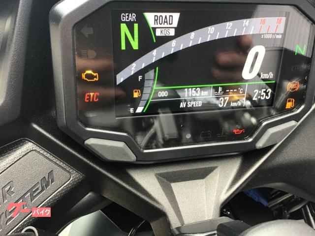 カワサキ ニンジャZX－4R グレー ブラック／2025年モデル