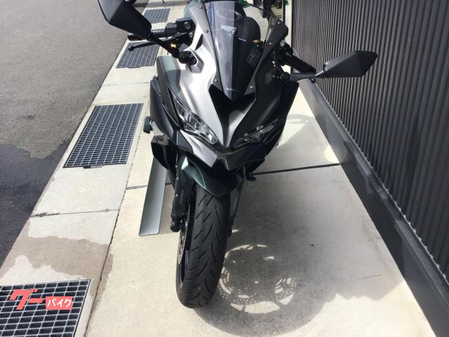 カワサキ ニンジャZX－4R グレー ブラック／2025年モデル