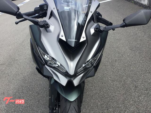 カワサキ ニンジャZX－4R グレー ブラック／2025年モデル