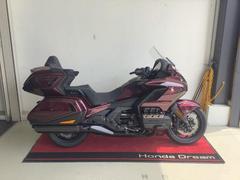 ホンダ　ゴールドウイング　ＧＬ１８００ツアー