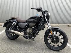 ＱＪＭＯＴＯＲ　ＳＲＶ　１２５　ブラックメタリック