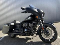 ＩＮＤＩＡＮ　チーフテン　ダークホース　２０２３年モデル　フロントフェアリング　サドルバッグ　オーディオ　電動スクリーン　ライドモード