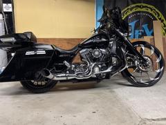 ＨＡＲＬＥＹ−ＤＡＶＩＤＳＯＮ　ＦＬＨＸ　ストリートグライド　バガーカスタム　２６インチ