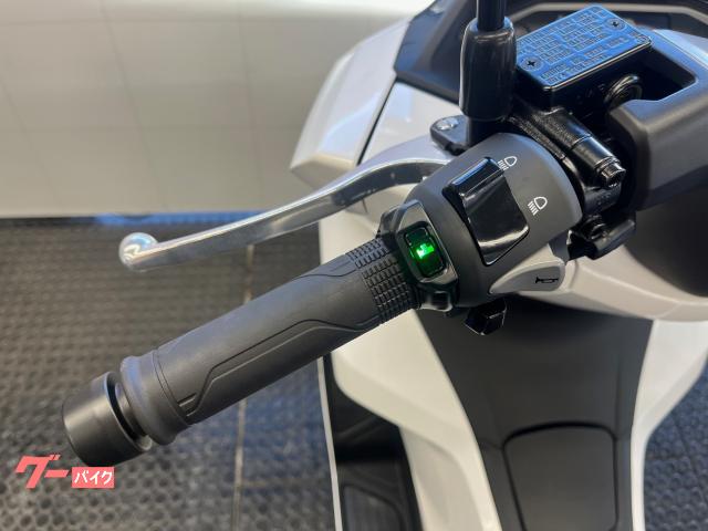 ホンダ PCX 2025年モデル ホンダ純正スポーツグリップヒーター