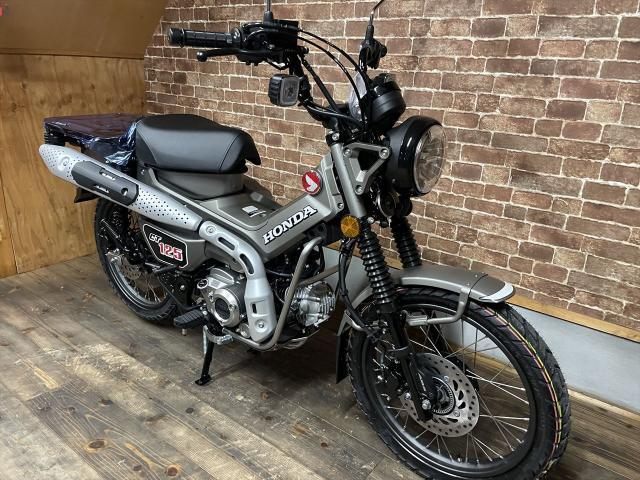 ホンダ ハンターカブ 125 入荷半年待ち❗️三重県のバイク有名店での
