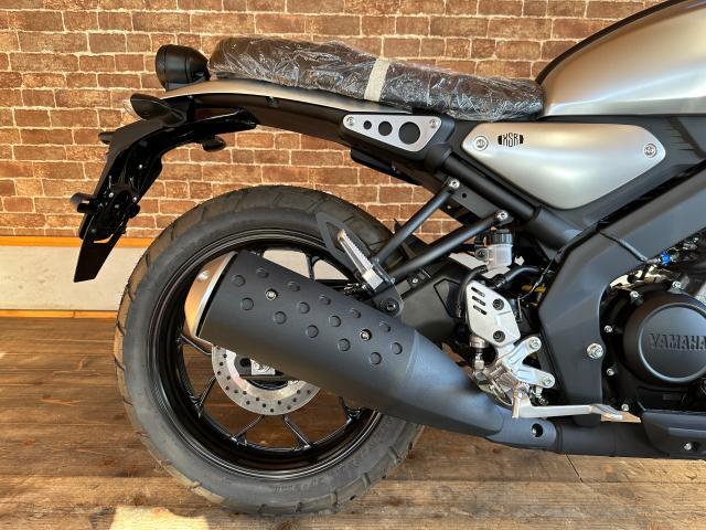 ヤマハ XSR125 ゴールドフロントフォーク｜(株)Bike 