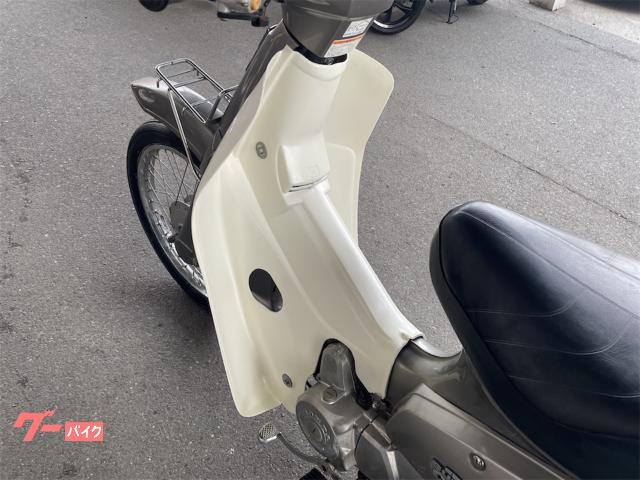 ホンダ スーパーカブ50カスタム タイヤ前後新品 レッグシールド新品