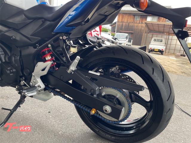 スズキ GSR750 ヨシムラマフラー アクセサリーバー FI ABS