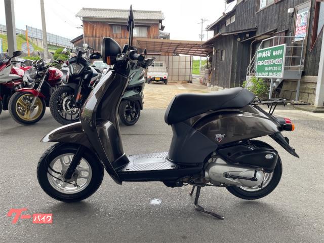 トゥデイ低燃費4スト！ボディカウル・前後タイヤ・シート・ミラー等色々なパーツを新品交換しました^_^手間と部品代かかってます☆50cc原付スクーター☆ ホンダ トゥデイ 外装新品 タイヤ前後新品 ミラー新品 シート新品