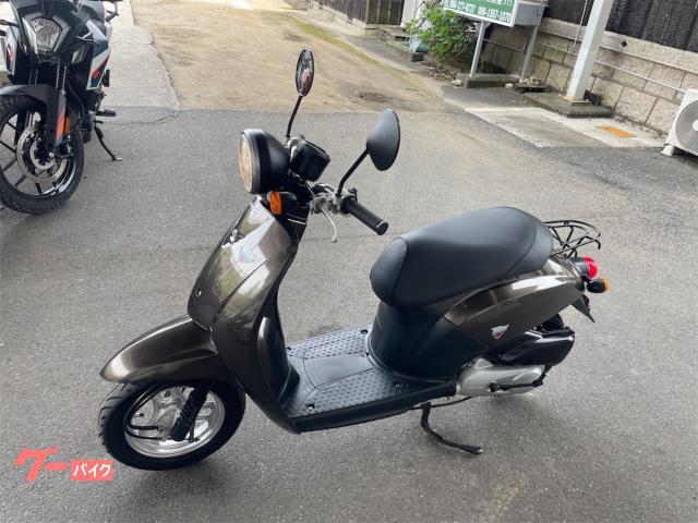 和泉　トゥデイ 外装新品 タイヤ新品 AF61 4千キロ台 整備済み 4スト ホンダ トゥデイ 外装新品 タイヤ前後新品 シート新品 マラー新品