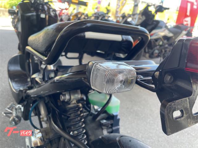 ホンダ ズーマー ヨシムラマフラー カスタムシート ロンホイ