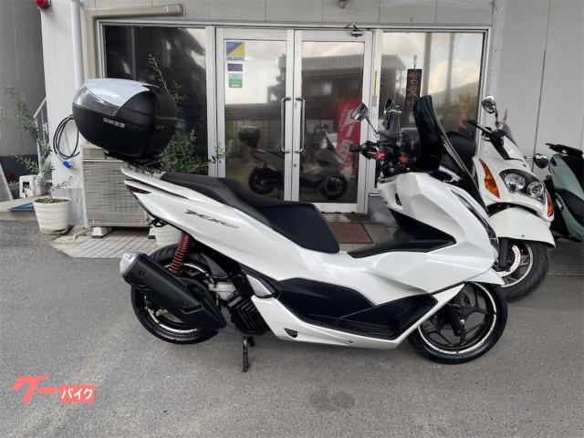 ＰＣＸ１６０　自賠責保険Ｒ１１年４月まで付　グリップヒーター付　ＳＨＡＤリアＢＯＸ　アクセサリーバー付　ＫＦ４７