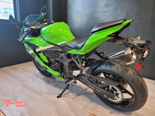 カワサキ Ninja ZX－4RR ショーワ製リヤサスペンション