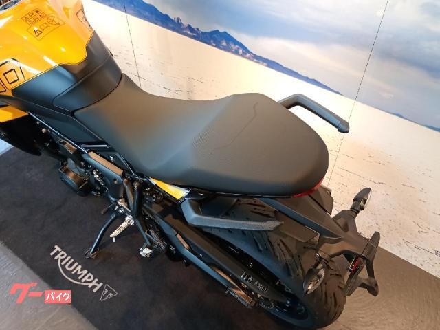 TRIUMPH,トライアンフ タイガー900 純正マフラー アクラポビッチ