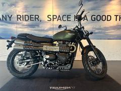 ＴＲＩＵＭＰＨ　スクランブラー９００　マットカーキ