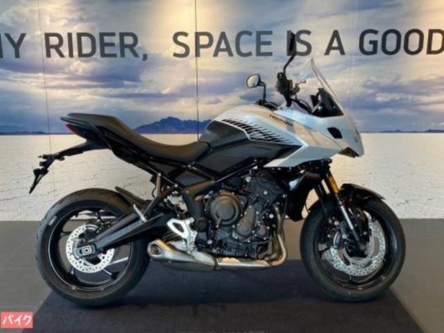タイガースポーツ660 スノードニアホワイト
