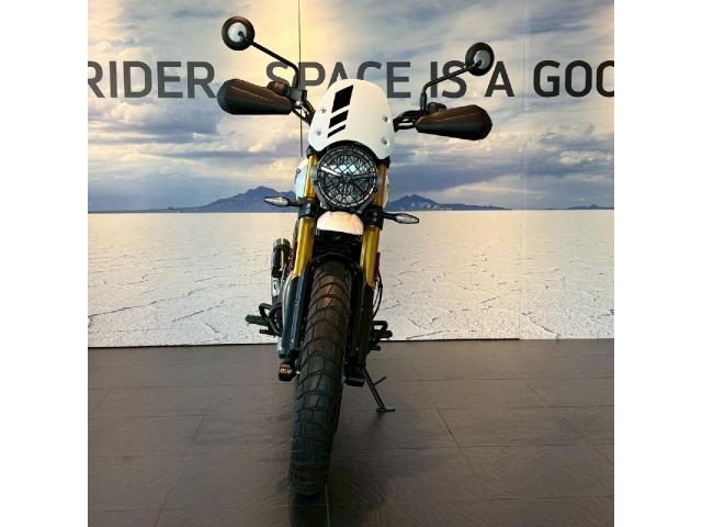 スクランブラー400XC 2026年新型モデル入荷しました！！