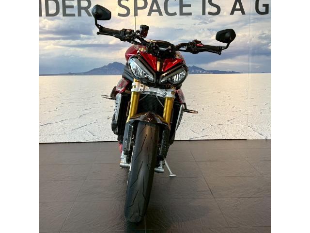 スピードトリプル1200RS