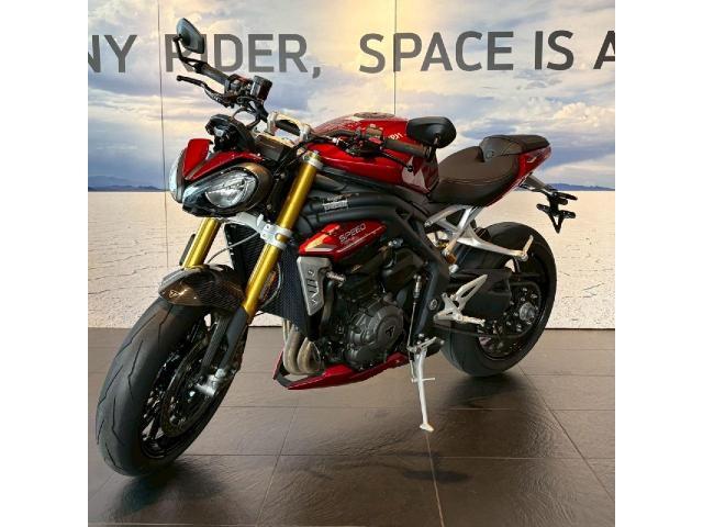 スピードトリプル1200RS