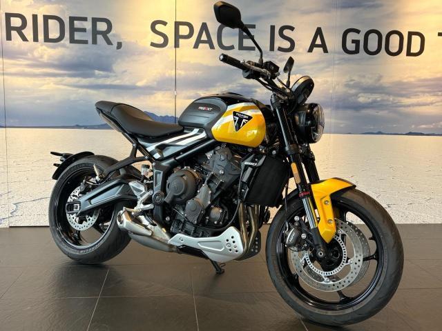 トライデント660 オプション多数装備