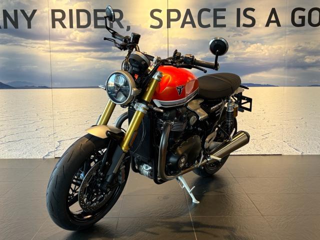 スピードトリプル1200RS