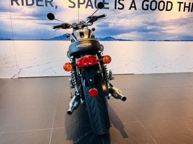 ボンネビルT100 icon edition 限定車 オプション多数