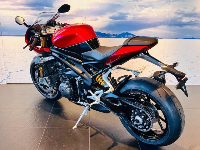 スピードトリプル1200RR