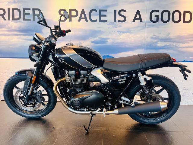 スピードツイン900 ファントムブラック新車 試乗車あり