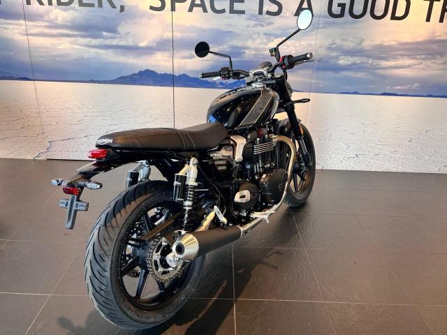 スピードツイン900 ファントムブラック新車 試乗車あり
