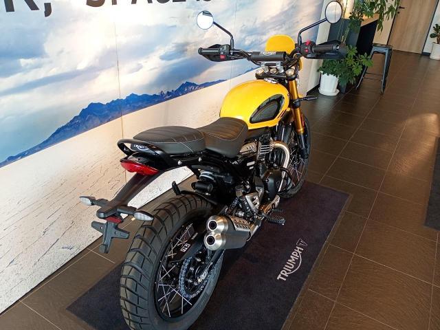 スクランブラー400XC 2026年モデル レーシングイエロー
