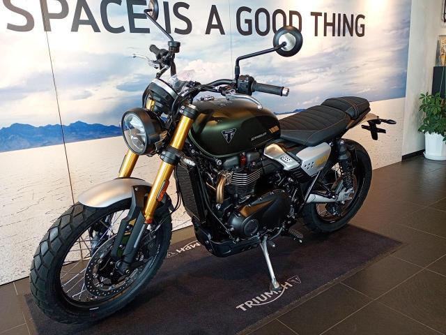 スクランブラー900 2026年新型モデル マットカーキグリーン