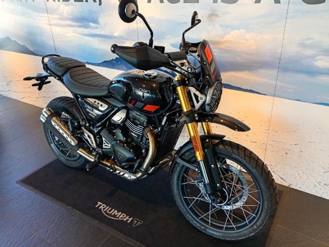 スクランブラー400XC 2026年モデル ストームグレー