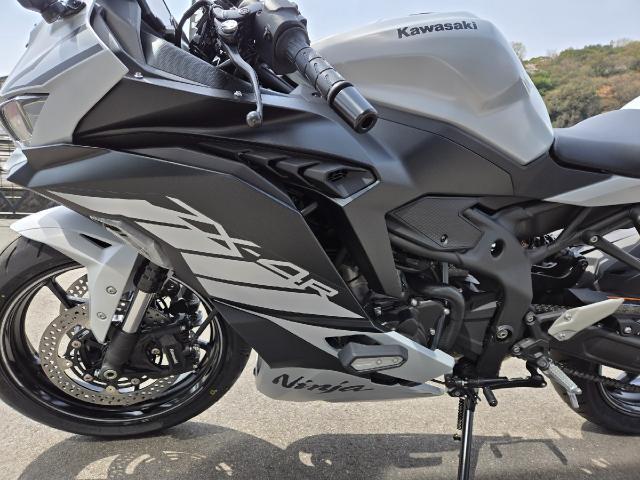カワサキ Ninja ZX－4R SE ABS フレーム