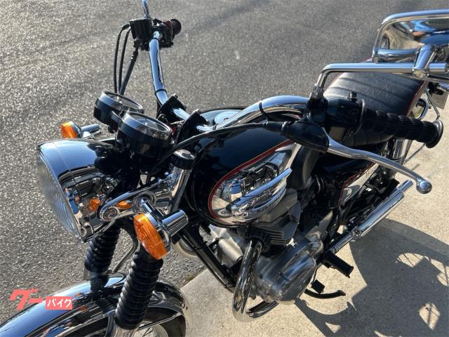 カワサキ W650 クロームバージョン 空冷2気筒バーチカルツイン