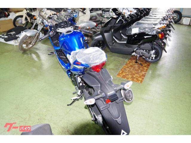 スズキ GSX－R125 ABS フューエルインジェクション 4