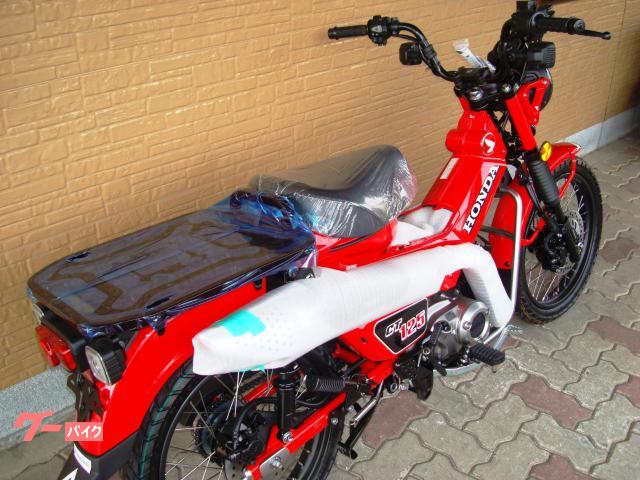 本日入荷！限定一台限り！即納可能！値上げ前車両希少なホンダハンターカブCT125  正規ディーラー車です。２年保証！グローイングレッド！ ホンダ CT125ハンターカブ 最新2026年モデル 国内正規品