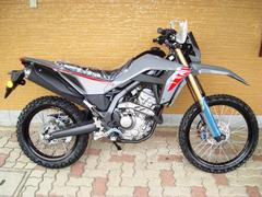 ホンダ　ＣＲＦ２５０Ｌ　２０２５年モデル　最新　国内正規品