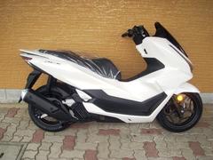 ホンダ　ＰＣＸ　２０２５年　最新モデル　国内正規品　パールスノーフレークホワイト