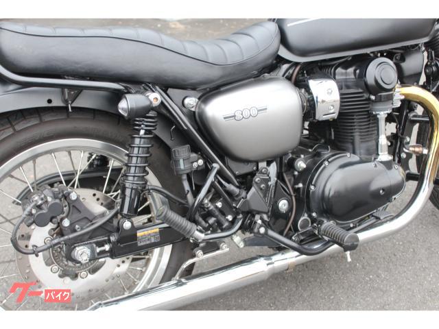 カワサキ W800 ストリート メタリックフラットスパークブラック