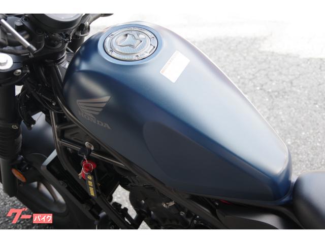 HONDA レブル250(MC49)タンク 黒ツヤあり