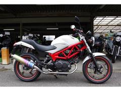 ホンダ　ＶＴＲ２５０　フューエルインジェクション　４ストローク　社外マフラー
