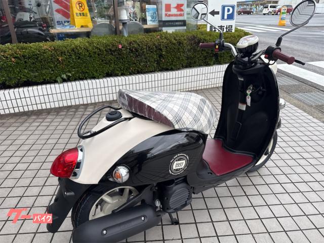 ヤマハ ビーノ20th Anniversary Edition シート