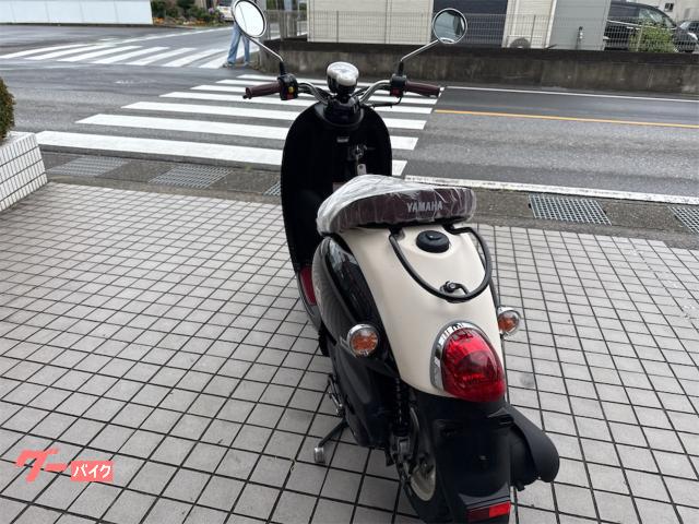 ヤマハ ビーノ20th Anniversary Edition シート